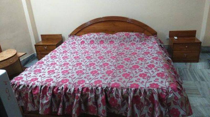 Hotel Sundare, Tura 1